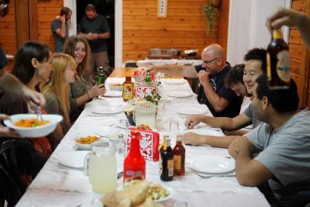 dinner at Arbel holiday homes (Tal Rogovski)