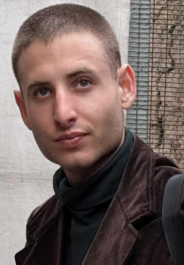 yali photo